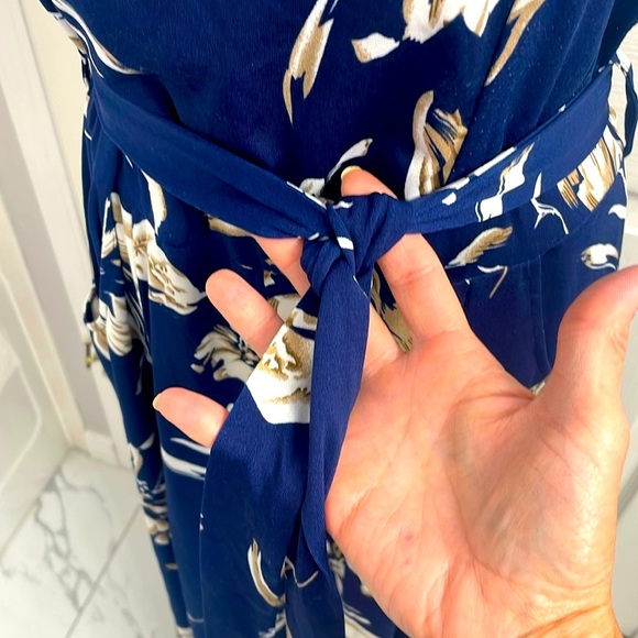 Papillon Navy Floral Jumpsuit With V Boni Neck Cropped Wide Leg Tie Belt Size L - Picture 12 of 16